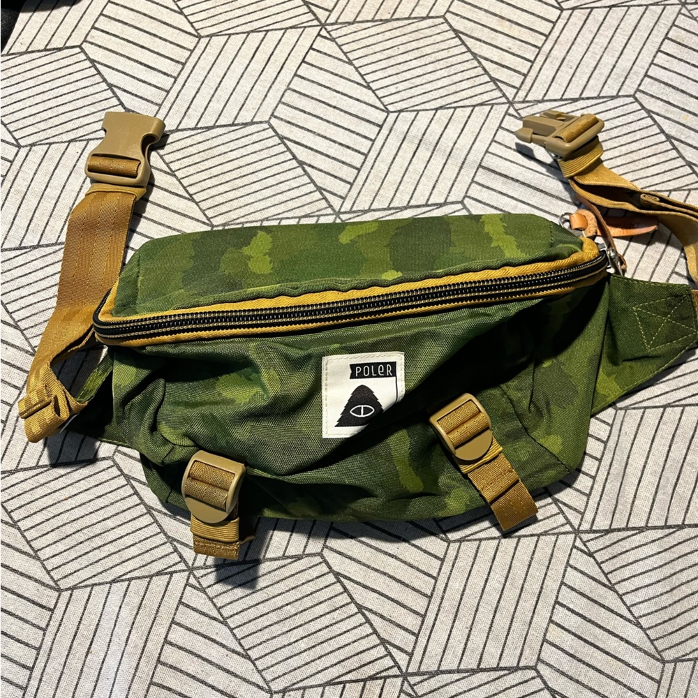 HIP N BINDLE BAG